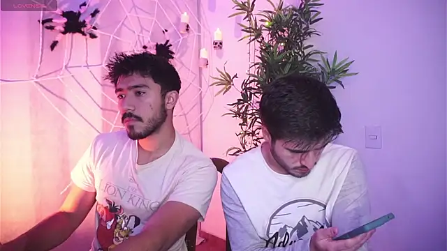 Tony Wylie online show from October 11, 2025, 8:51 pm