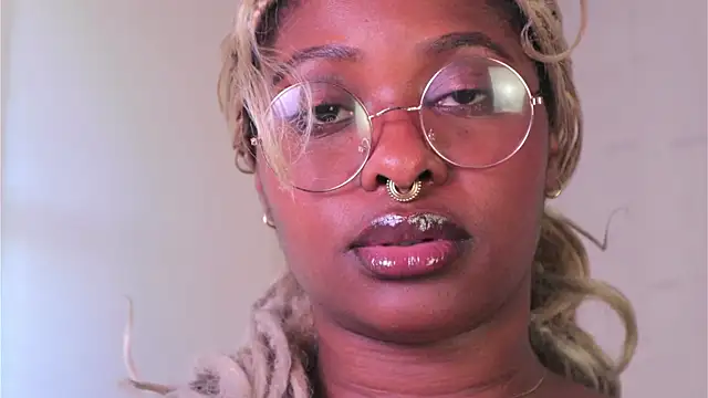 justnala  online show from February 27, 2026, 3:34 pm