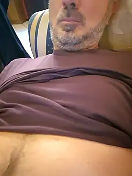 Snapshot of 1talianBeutifulCock chatting on February 26, 2026, 1:43 pm 1talianBeutifulCock online show from February 26, 2026, 1:43 pm
