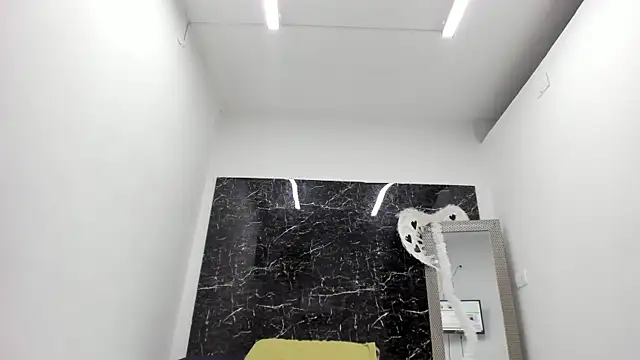 ada-brooke online show from November 30, 2025, 11:58 am