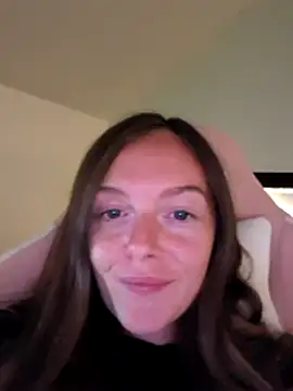 Snapshot of PrettyPetitexoxo chatting on August 6, 2026, 8:00 pm PrettyPetitexoxo online show from August 6, 2026, 8:00 pm