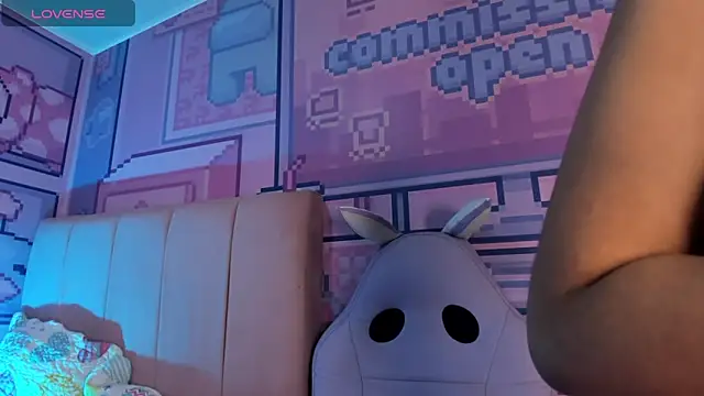  18alice online show from March 1, 2026, 3:52 am