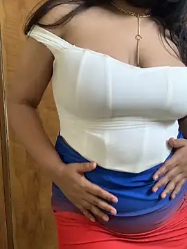 Snapshot of Doodhwaali chatting on February 22, 2025, 7:25 pm Doodhwaali online show from February 22, 2025, 7:25 pm