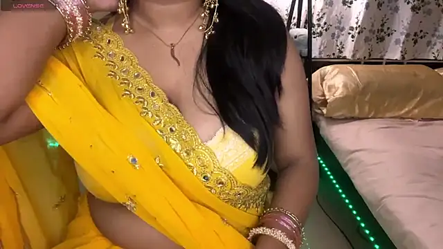 Snapshot of Doodhwaali chatting on July 3, 2026, 2:23 pm Doodhwaali online show from July 3, 2026, 2:23 pm