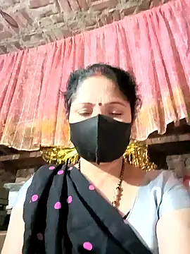 Snapshot of Suman007 chatting on December 22, 2024, 9:44 am Suman007 online show from December 22, 2024, 9:44 am