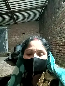 Snapshot of Suman007 chatting on January 8, 2025, 4:44 pm Suman007 online show from January 8, 2025, 4:44 pm