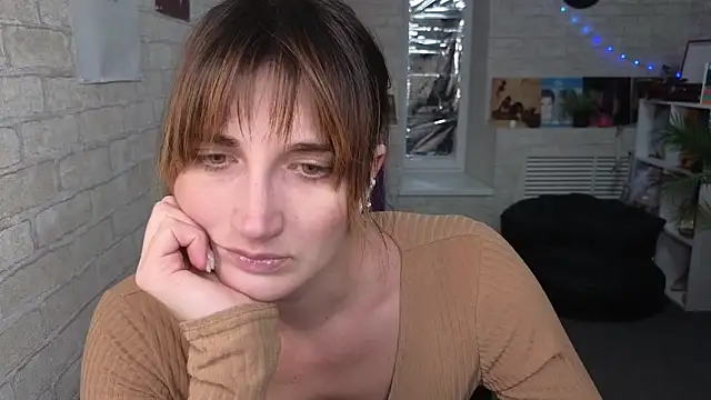 Nika Kitten online show from February 4, 2026, 10:32 am