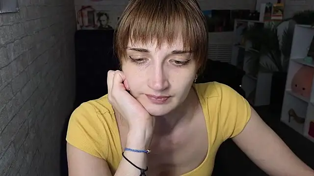 Snapshot of Nika_Kitten chatting on April 7, 2026, 10:15 am Nika Kitten online show from April 7, 2026, 10:15 am