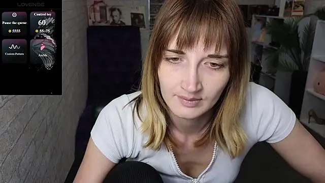 Snapshot of Nika_Kitten chatting on April 13, 2026, 11:16 am Nika Kitten online show from April 13, 2026, 11:16 am