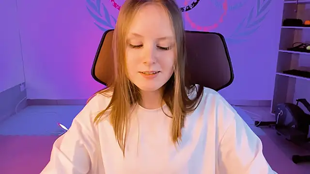 VivienLeeigh online show from December 25, 2024, 4:22 pm