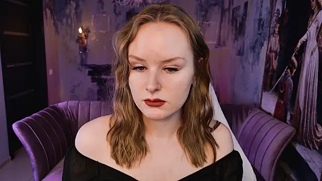 VivienLeeigh online show from May 31, 2026, 5:26 am