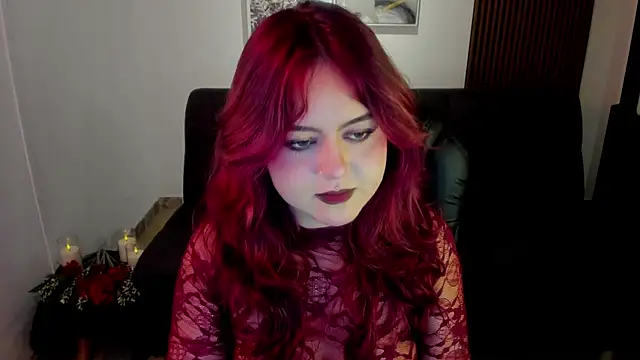 crimson tati  online show from November 8, 2025, 4:01 am