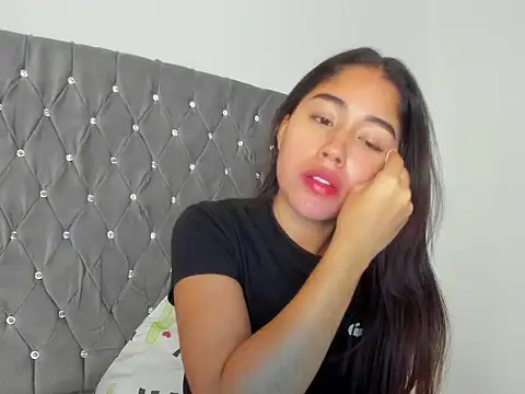 AriaMontgomery online show from September 12, 2025, 4:01 am