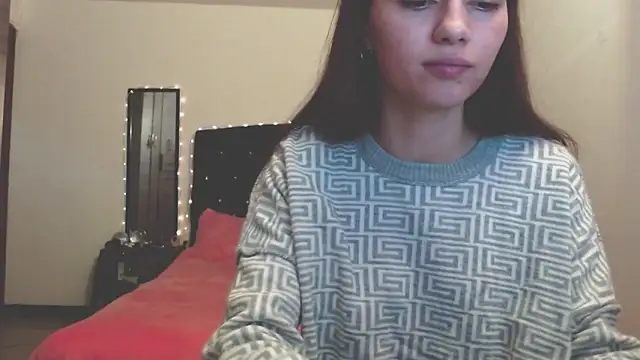 holy juli online show from April 6, 2026, 3:59 am