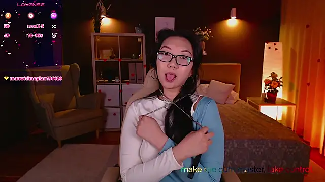 Marine Vact online show from February 20, 2025, 5:29 pm