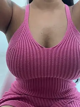 luara1988 online show from March 18, 2026, 12:52 pm