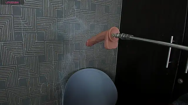 grace-3 online show from November 29, 2025, 3:42 am