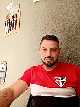 P4uzud4O online show from April 14, 2026, 6:47 pm