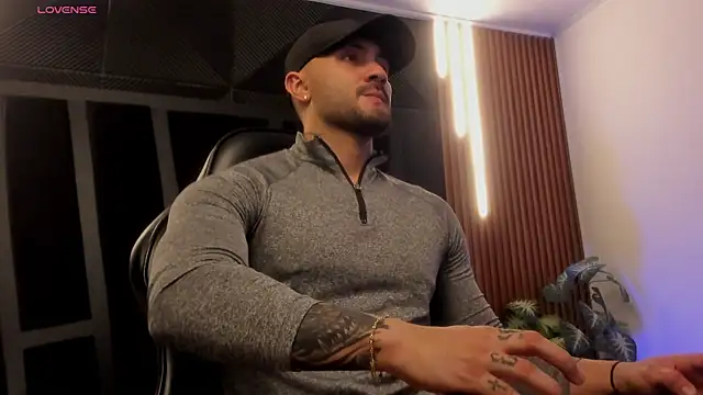 JeanColleman online show from November 26, 2025, 11:17 pm