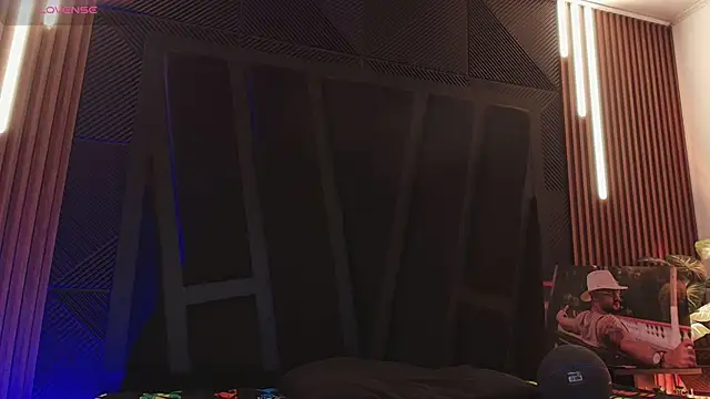 JeanColleman online show from March 20, 2026, 11:20 pm