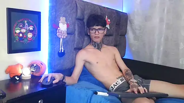 Snapshot of Dan_brownn chatting on December 28, 2024, 7:43 pm Dan brownn online show from December 28, 2024, 7:43 pm