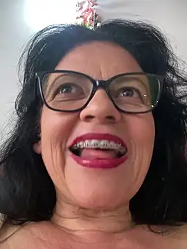 Snapshot of Sharongirl07 chatting on March 12, 2026, 2:01 pm Sharongirl07 online show from March 12, 2026, 2:01 pm