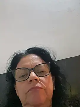 Snapshot of Sharongirl07 chatting on March 13, 2026, 2:07 am Sharongirl07 online show from March 13, 2026, 2:07 am