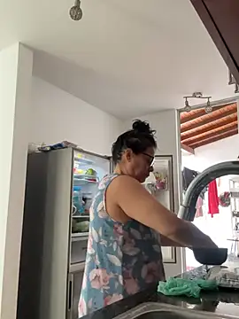 Sharongirl07 online show from June 27, 2026, 12:33 pm