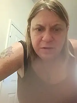 Snapshot of Playmate86 chatting on April 3, 2026, 11:41 am Playmate86 online show from April 3, 2026, 11:41 am