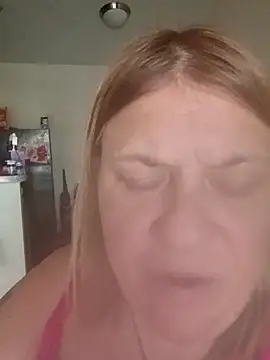 Snapshot of Playmate86 chatting on April 13, 2026, 1:05 pm Playmate86 online show from April 13, 2026, 1:05 pm