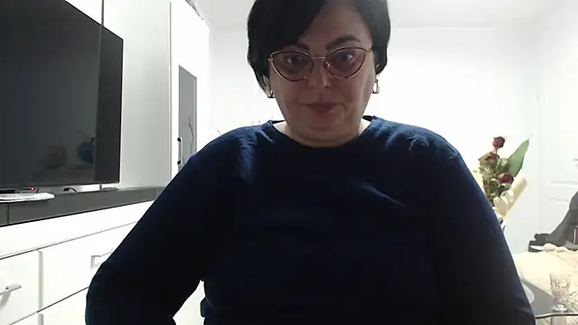 Snapshot of Amandamuller1982 chatting on March 5, 2026, 12:06 am Amandamuller1982 online show from March 5, 2026, 12:06 am