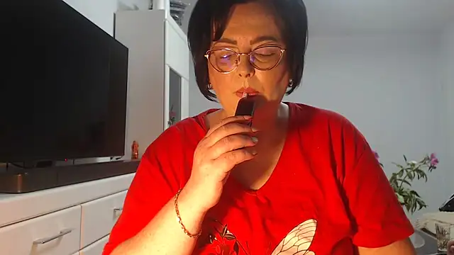 Snapshot of Amandamuller1982 chatting on May 27, 2026, 7:00 pm Amandamuller1982 online show from May 27, 2026, 7:00 pm