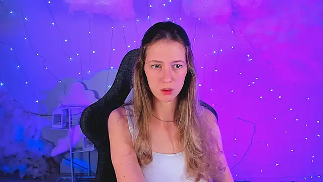 Snapshot of Sharon_Evansi chatting on December 25, 2024, 11:54 am Sharon Evansi online show from December 25, 2024, 11:54 am