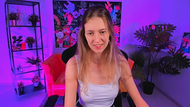 Snapshot of Sharon_Evansi chatting on December 26, 2024, 8:50 am Sharon Evansi online show from December 26, 2024, 8:50 am