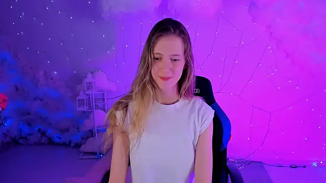 Snapshot of Sharon_Evansi chatting on January 9, 2025, 3:55 pm Sharon Evansi online show from January 9, 2025, 3:55 pm