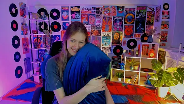 Snapshot of Sharon_Evansi chatting on March 22, 2025, 6:03 pm Sharon Evansi online show from March 22, 2025, 6:03 pm