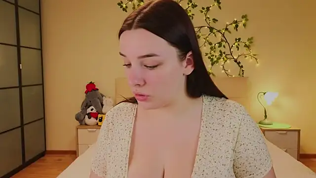 Snapshot of CookyDaisy chatting on May 18, 2026, 11:21 pm CookyDaisy online show from May 18, 2026, 11:21 pm