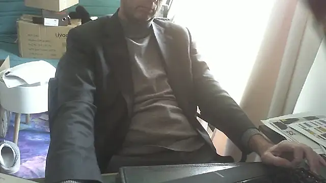 Snapshot of shyfrenchcock1 chatting on February 12, 2026, 2:34 pm shyfrenchcock1 online show from February 12, 2026, 2:34 pm