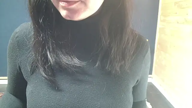 Snapshot of NovaBabe21 chatting on January 7, 2026, 8:06 am NovaBabe21 online show from January 7, 2026, 8:06 am