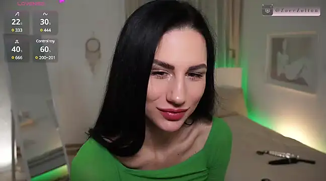 ZoeeZolton online show from March 8, 2025, 8:57 pm