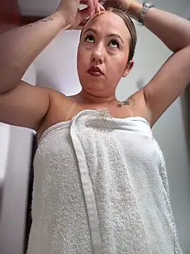 VIOLETA-25  online show from March 23, 2026, 2:54 pm