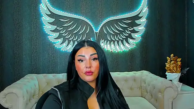 Snapshot of anemarieejolie chatting on October 10, 2025, 5:23 pm anemarieejolie online show from October 10, 2025, 5:23 pm