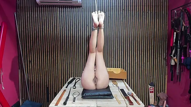 BDSM Vantablack  online show from February 20, 2026, 6:26 am