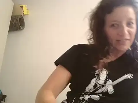 Snapshot of hanamy_joha chatting on January 7, 2025, 8:31 pm hanamy joha online show from January 7, 2025, 8:31 pm