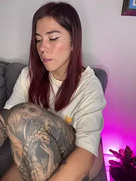 luccianagreyy online show from December 10, 2024, 10:16 pm