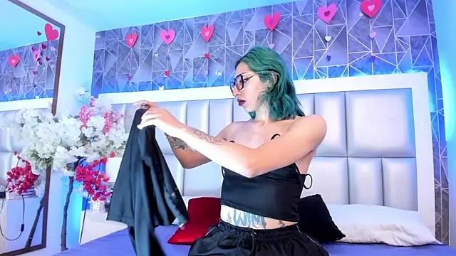 Im gaia online show from February 21, 2025, 1:22 pm