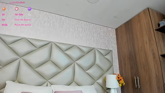 Im gaia online show from September 23, 2025, 12:30 pm