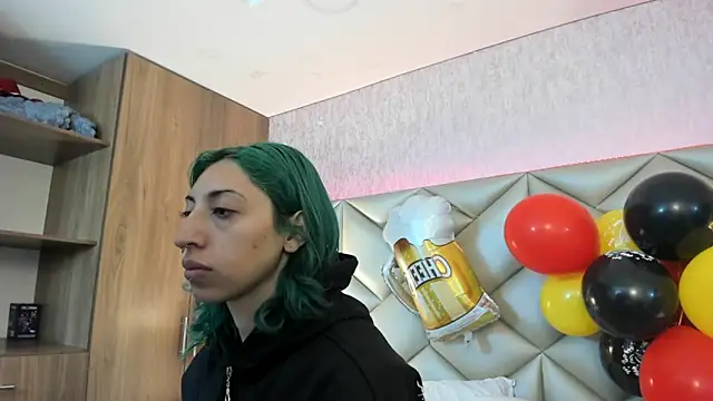 Im gaia online show from October 3, 2025, 12:35 pm