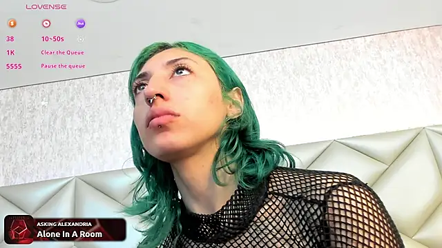 Im gaia online show from October 4, 2025, 12:58 pm