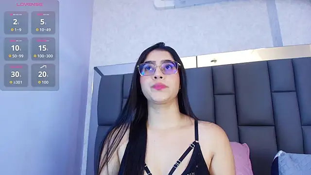 Snapshot of Amy_wats0n chatting on April 17, 2026, 7:06 pm Amy wats0n online show from April 17, 2026, 7:06 pm